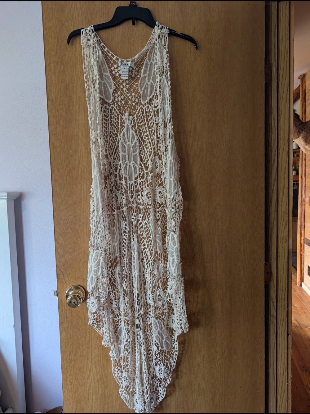 Pinky Cream Crochet Lace Vest - Picture 2 of 3